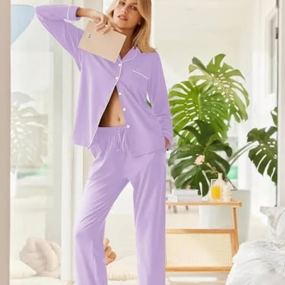 Lilac Women's Small Pajamas Set Cotton Long Sleeve Button Down- Great condition!